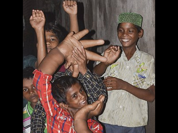 જન્મ સમયે સામાન્ય હતા હાથ