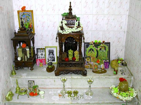 ઘરમાં મંદિર સાફ રાખો