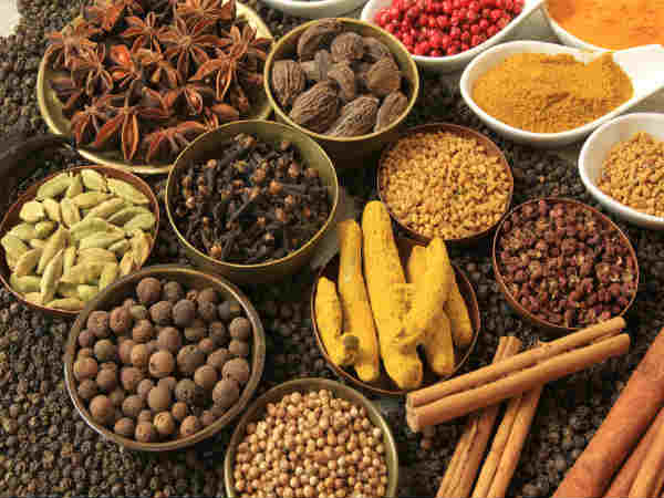 6. સ્પાઇસી ખોરાક લો