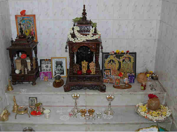 6. ઘરે કેટલી મૂર્તિઓ રાખશો ?