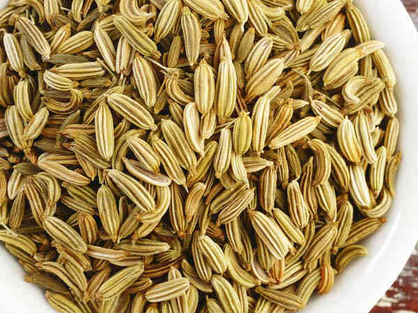 3. વરિયાળી ચાવીને ખાવો