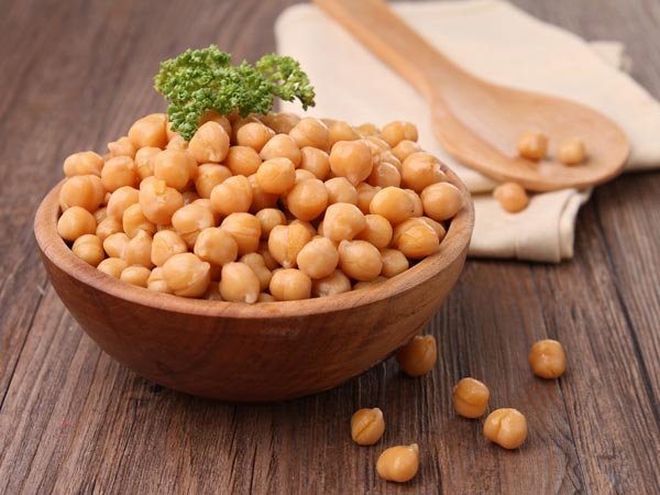1. છોલે (કાબુલી ચણા) :