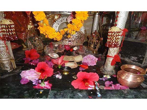 સંતાન દાત્રીનાં નામે ઓળખાય છે આ મંદિર