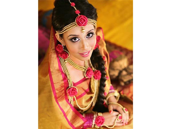 ડ્રેસ મુજબ પસંદ કરો હૅર સ્ટાઇલ