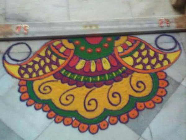 અડધી રંગોળી