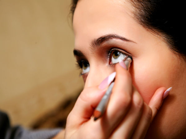 6. ન્યૂનતમ Eyeliner નો ઉપયોગ કરો: