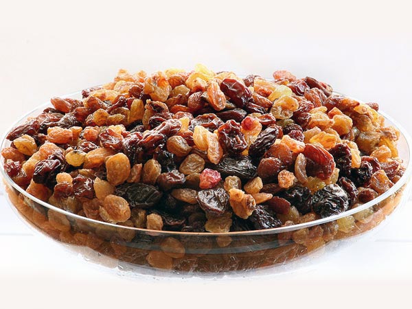 8. સુકા ફળો: